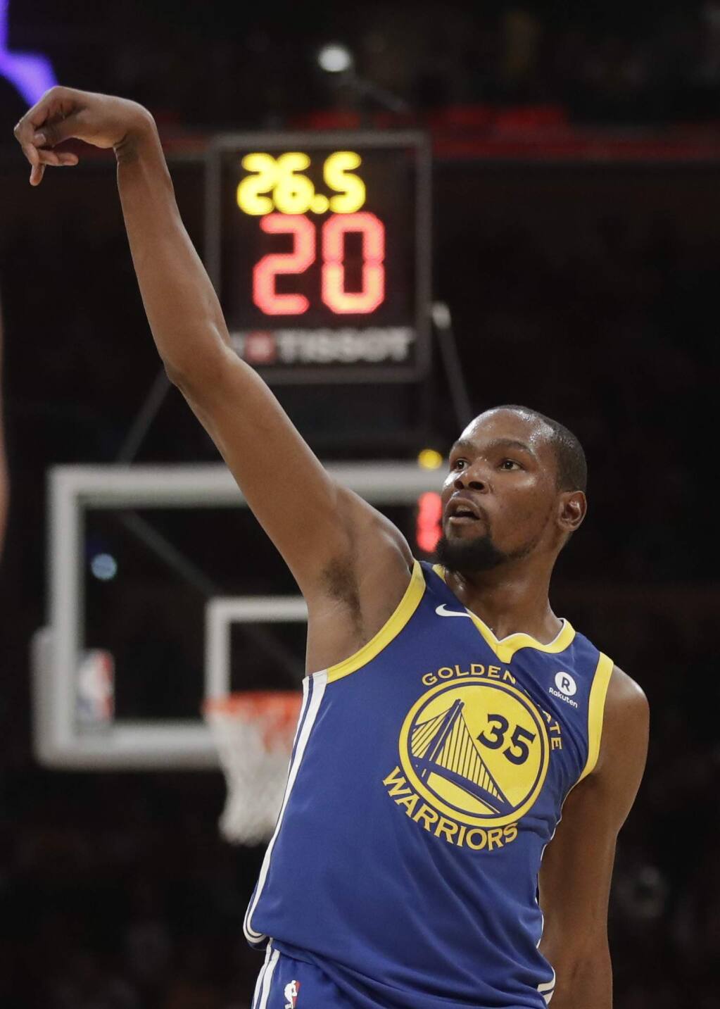 Kevin Durant shoots Warriors past Lakers 116-114 in OT