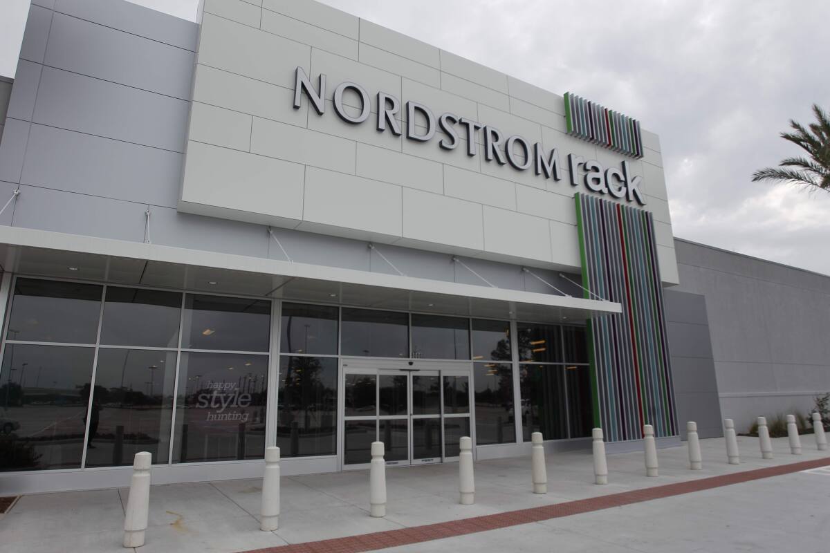 PICTURES: Nordstrom Rack holds big splash during soft opening in Lower  Macungie – The Morning Call