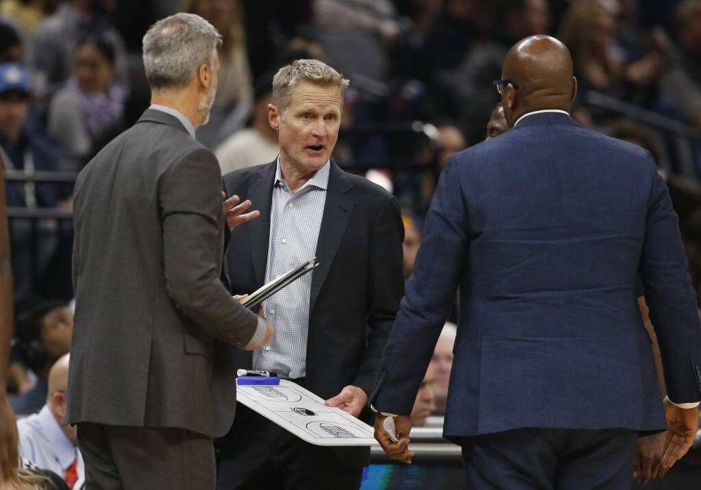 Warriors' Steve Kerr fined $25,000 for behavior after Sacramento ejection