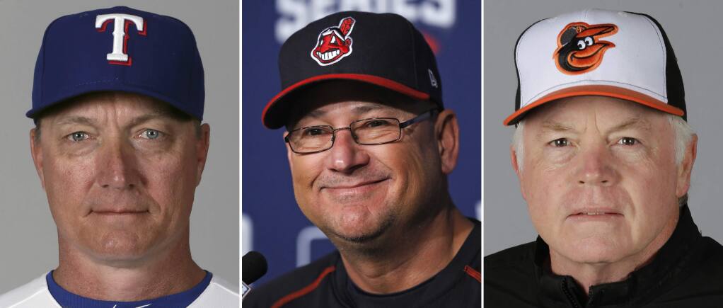 Dodgers' Dave Roberts, Indians' Terry Francona win Manager of Year honors