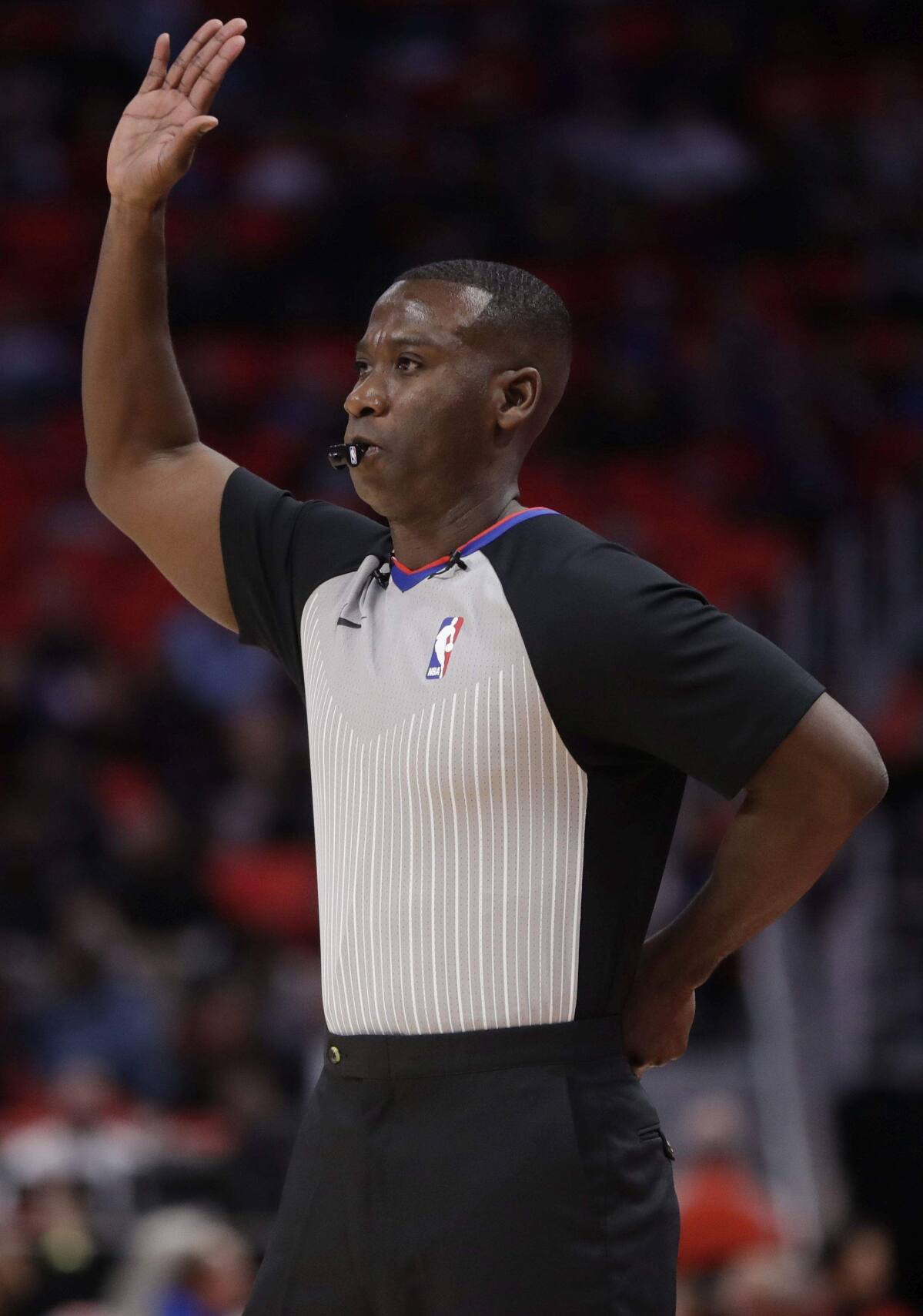 Entre Mendigar Buzo Nevius: NBA players, refs need to figure out their issues