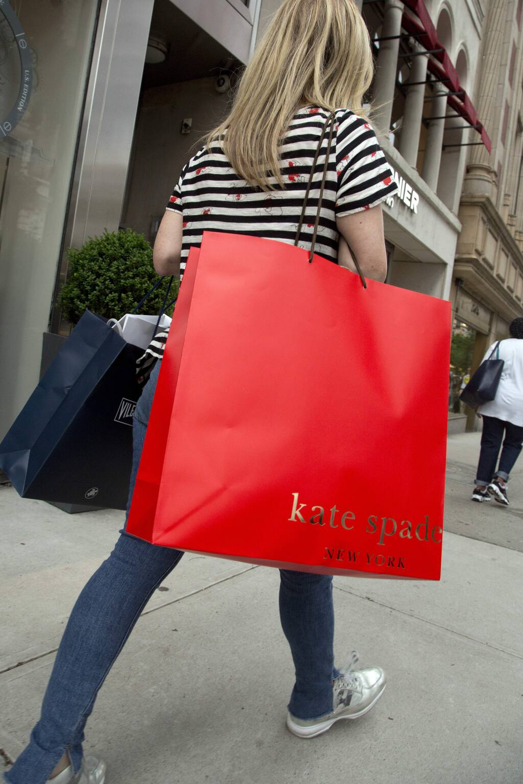 More than a handbag: Fans remember Kate Spade