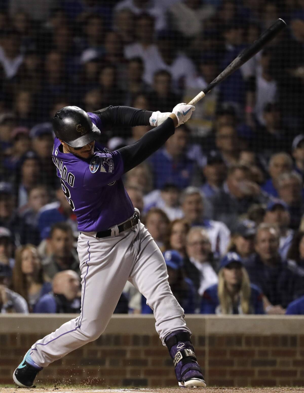N.L. Wild Card: Rockies Outlast Cubs With a Clutch Hit From an
