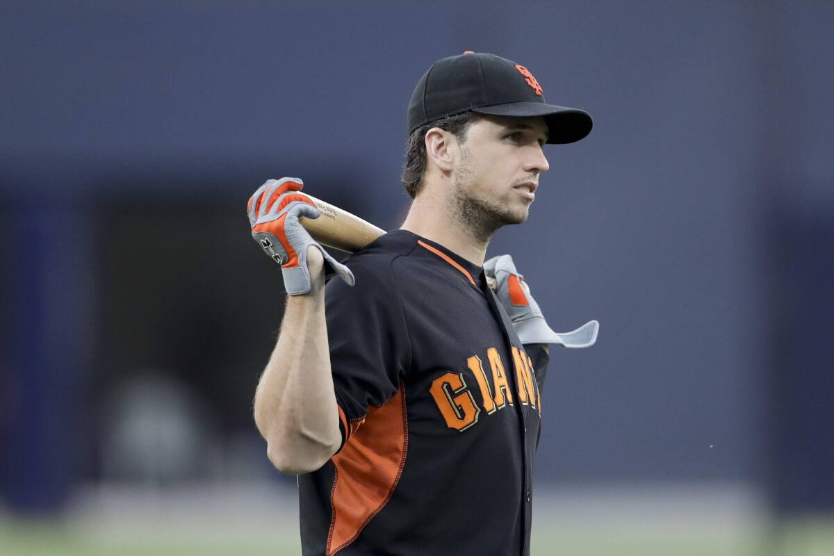 Giants' Buster Posey hopes to rediscover power hitting