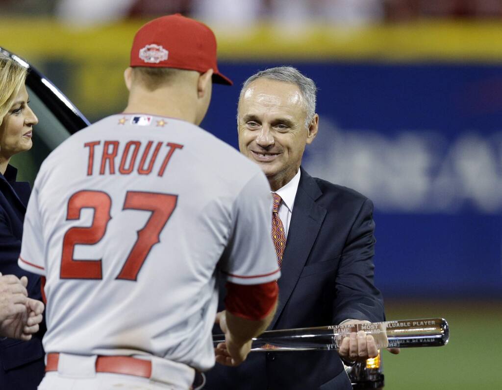 Mike Trout becomes first back-to-back All-Star Game MVP, helps AL earn home  field