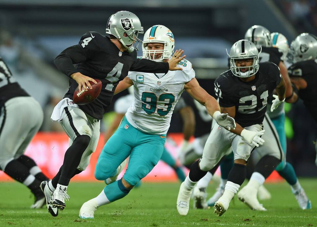 raiders and dolphins game