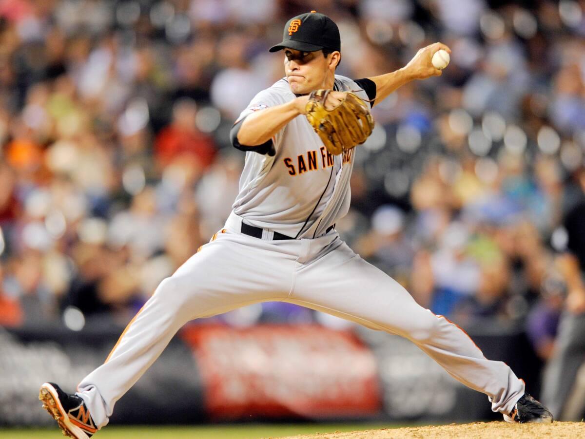 Giants and Javier Lopez agree to three-year contract