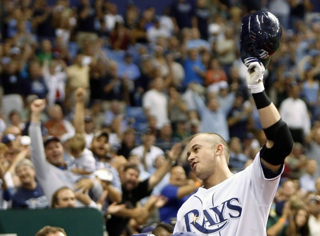Giants acquire Evan Longoria, cash from Rays for 4 players