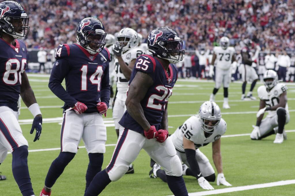 Raiders can't stop Texans' Watson in loss