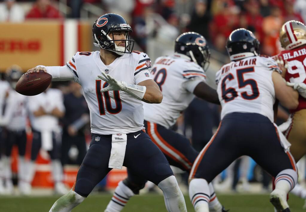 Bears, 49ers brawl after late hit on Chicago QB Mitchell Trubisky