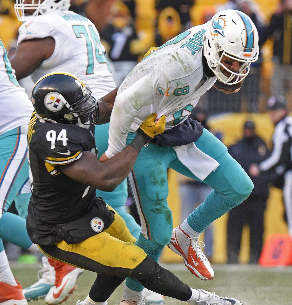 Big Three' power Steelers by Dolphins 30-12