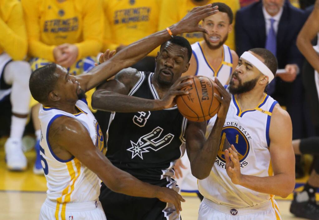 Kevin Durant, Klay Thompson lead Warriors to a 2-0 series lead on