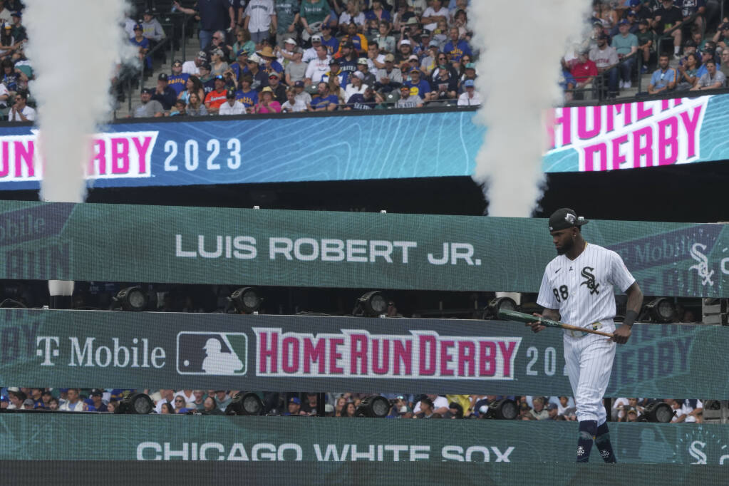 Chicago White Sox News: Luis Robert Jr joins Home Run Derby