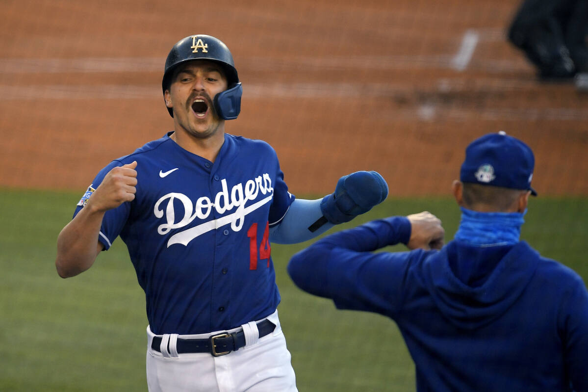 Enrique Hernandez Dodgers GIF - Enrique Hernandez Dodgers Stunned