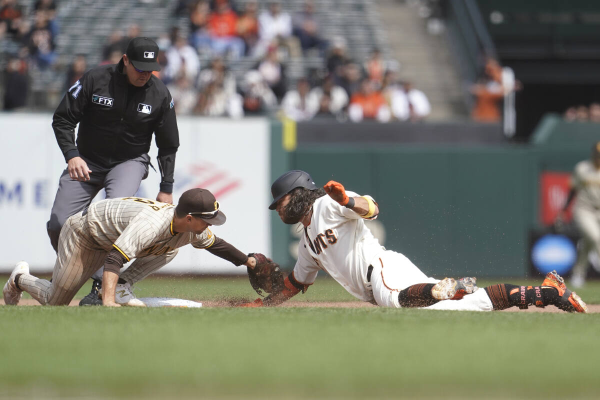 Tatis slugs 39th homer, Padres beat Giants to gain on Cards - Red