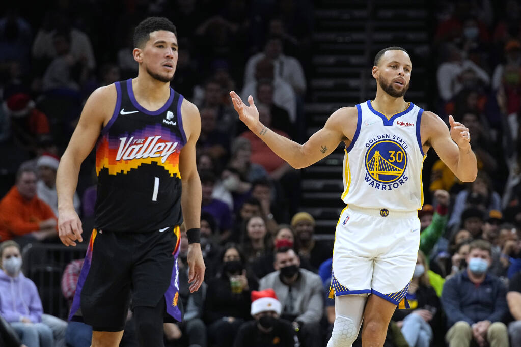 Stephen Curry to wear protective sleeve for Game 5