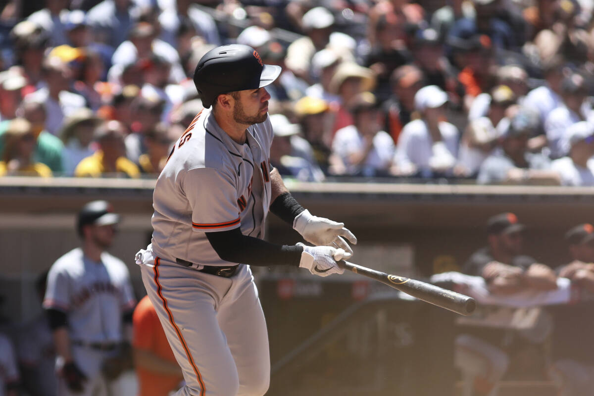 Wilmer Flores hits home run No. 20, but Padres outslug SF Giants