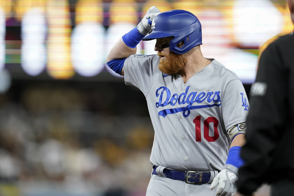 Justin Turner of Los Angeles Dodgers pulled from World Series