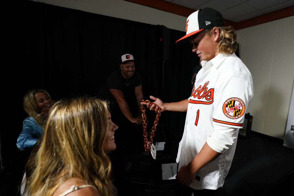 Orioles sign, introduce No. 1 overall pick Jackson Holliday: 'I