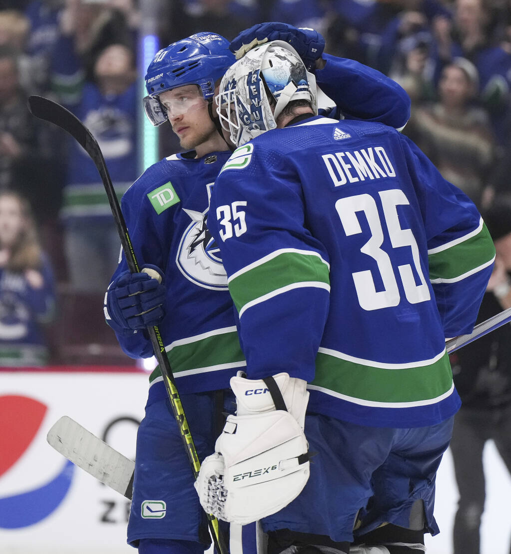 Canucks 2, Knights 1: Demko delivers in relief for sensational NHL