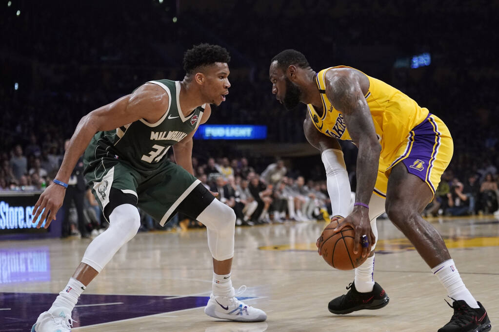 Giannis Antetokounmpo and Bucks visit prison ahead of Lakers