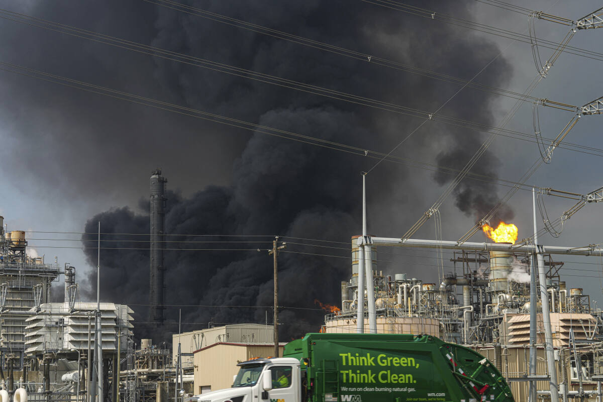 Latest Chemical Plant Fire Unnerves, Infuriates Houston-Area Residents -  Public Health Watch
