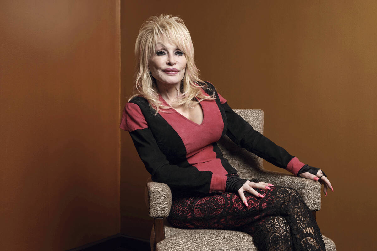 Dolly Parton's Rock Album Will Feature Several Music Legends
