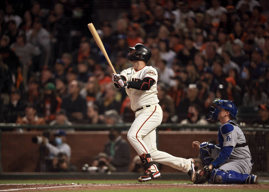 Buster Posey: San Francisco Giants' 7-time All-Star catcher to retire