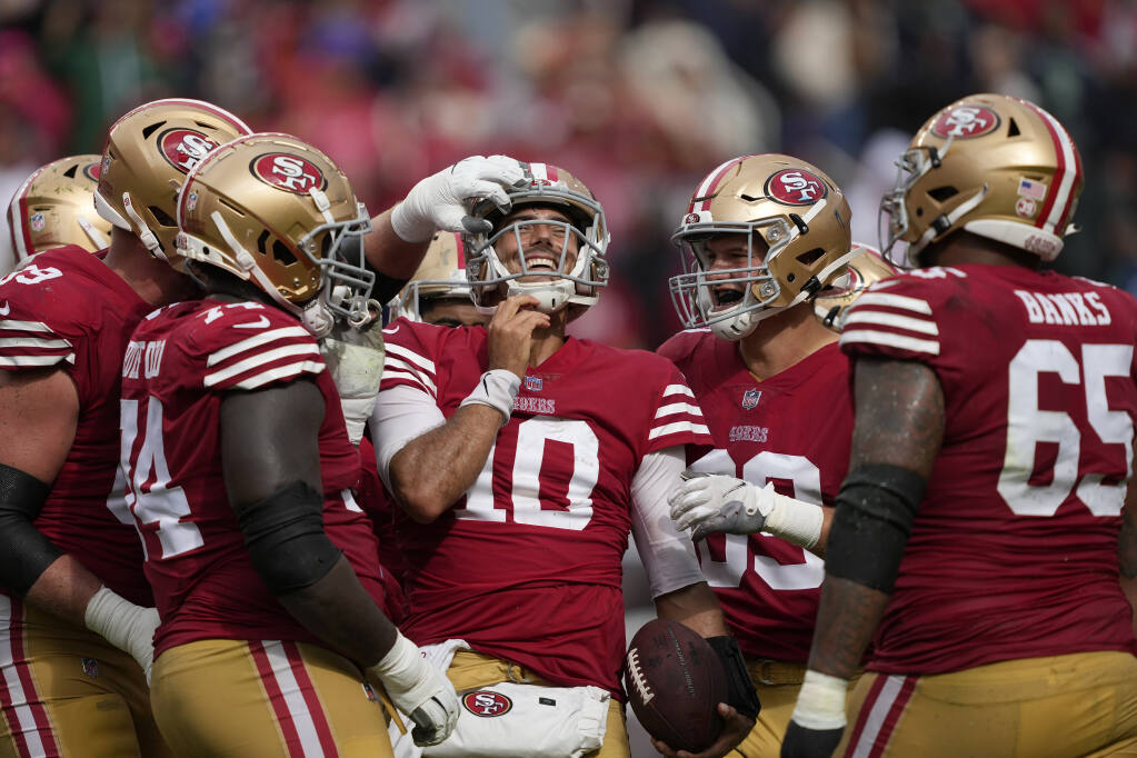 49ers 27, Seahawks 7: Garoppolo comes to rescue after Lance hurt