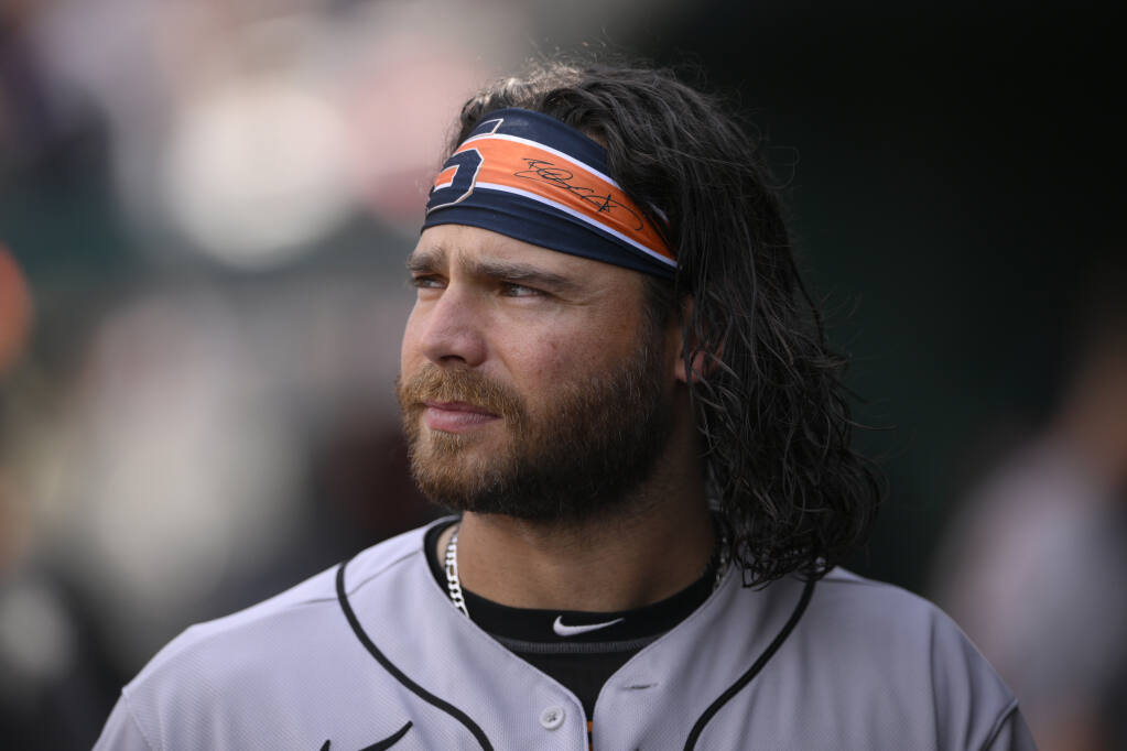 Brandon Crawford, giant of Giants, honored by fans in season finale – SFBay