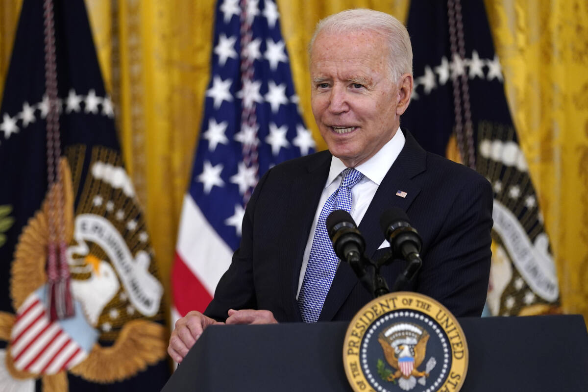Biden orders tough new vaccination rules for federal government