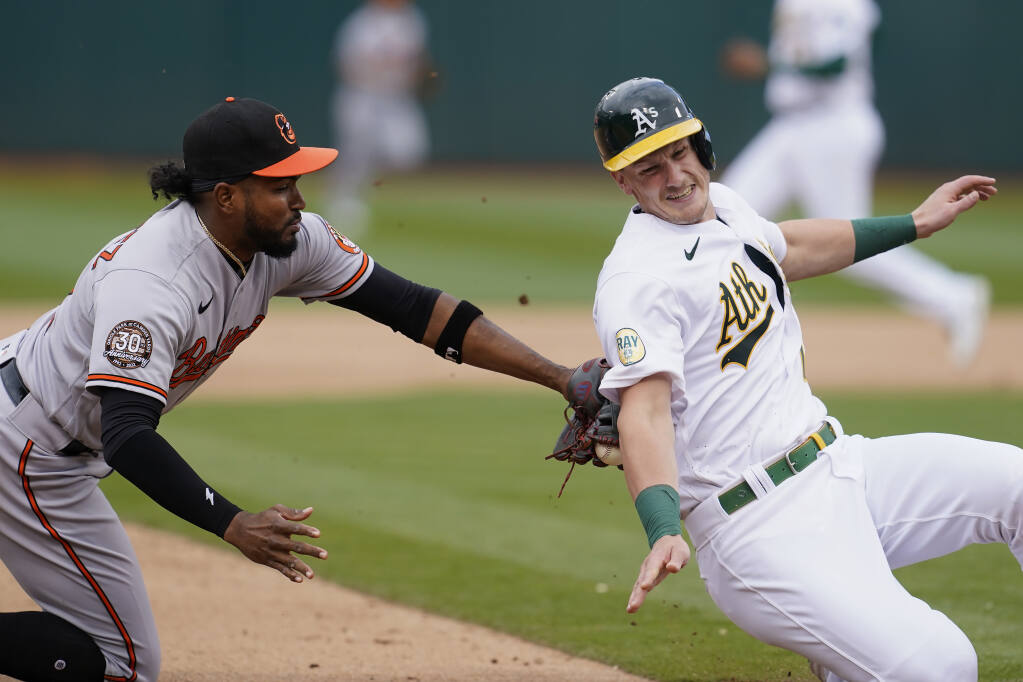 Henderson doubles twice in home debut, Orioles beat A's 5-2 - The