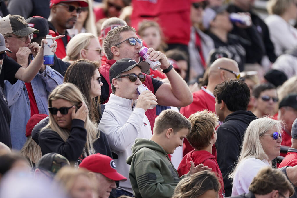 Louisville football tailgating: Company will set up your party