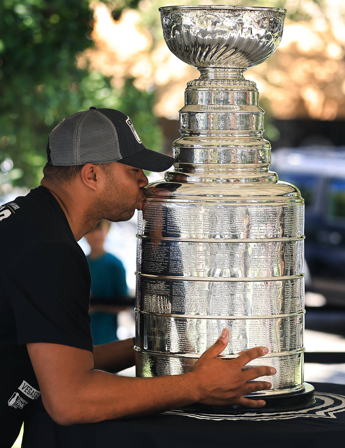 Stanley Cup gets the kids' attention at Tustin school – Orange County  Register