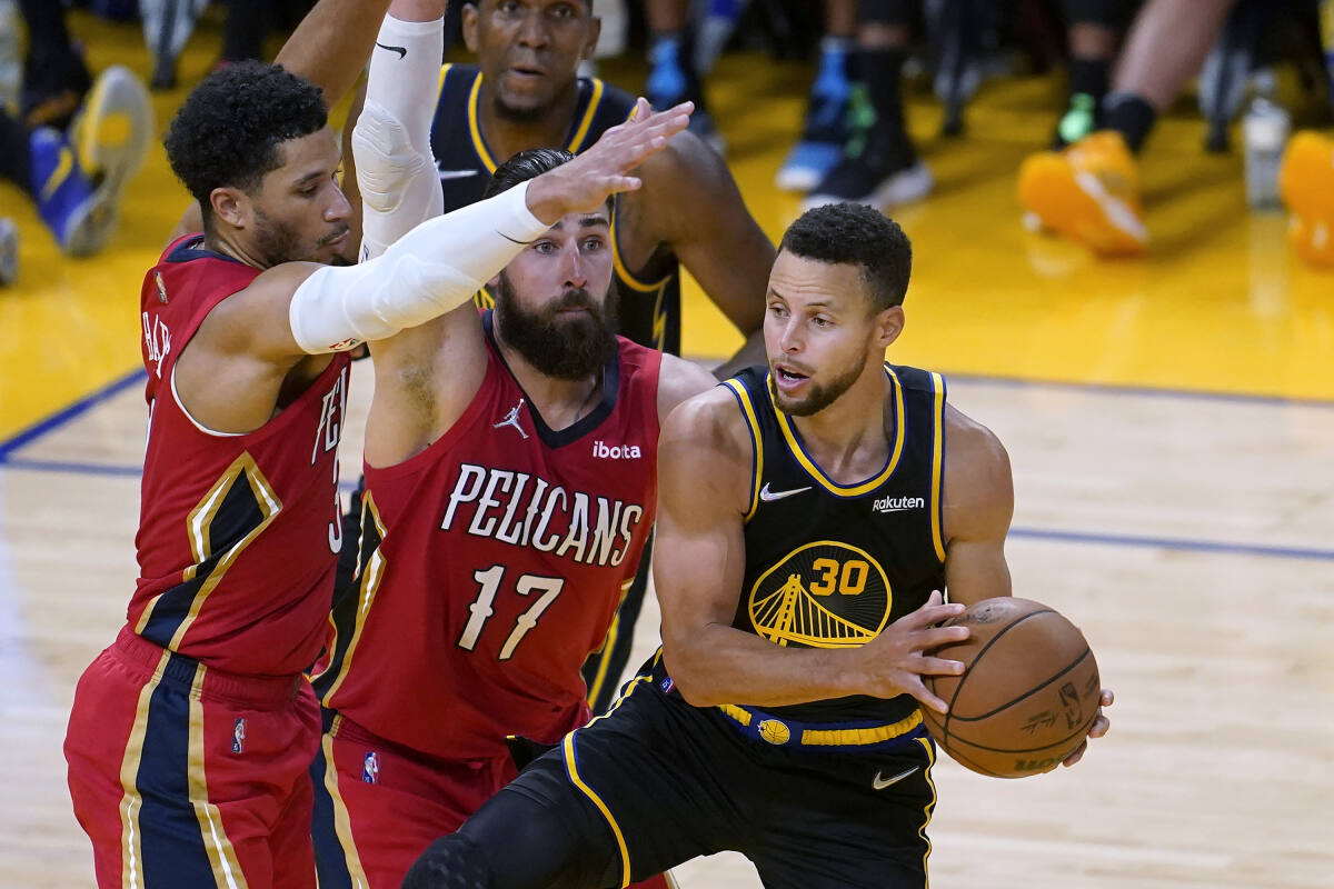 Warriors rout Pelicans to improve to 7-1