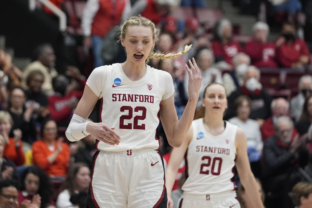 Cameron Brink leads balanced effort by No. 2 Stanford women in 79