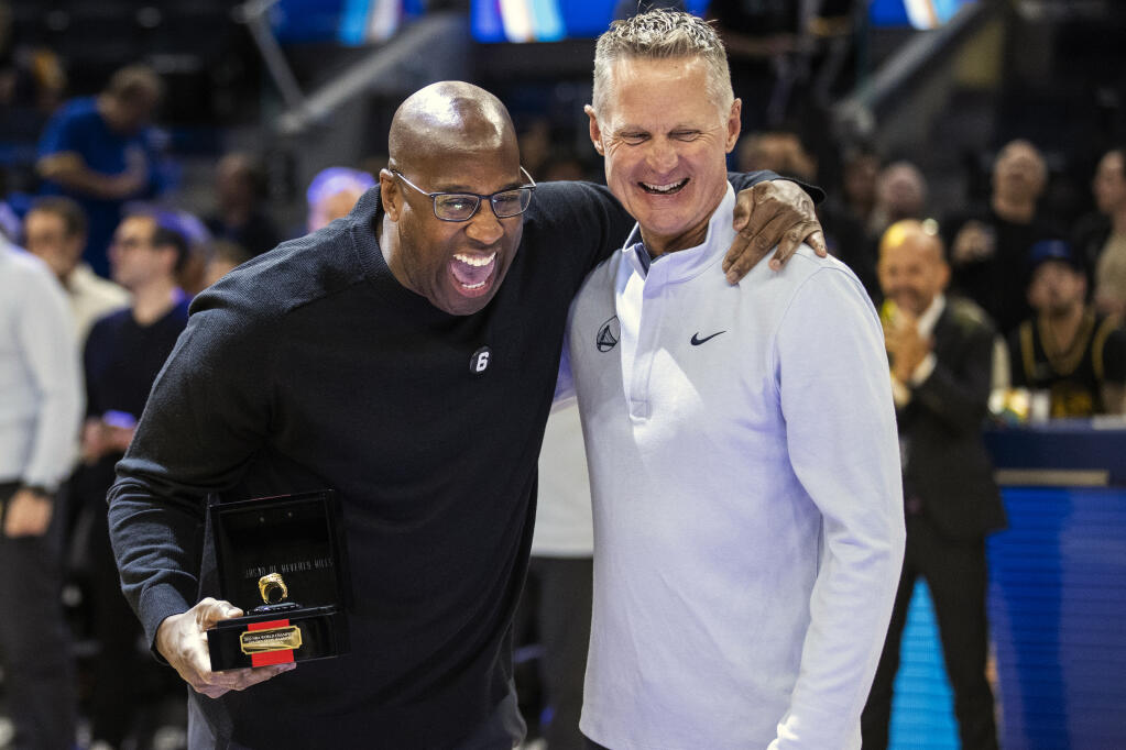 In return to Chase Center, Mike Brown reflects on time with Warriors - The  Press Democrat