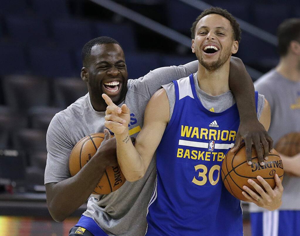Warriors practices: More than hoops for Stephen Curry and Co