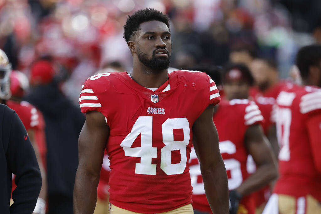 Who steps up alongside NFL's top LB duo of 49ers Fred Warner, Dre Greenlaw?