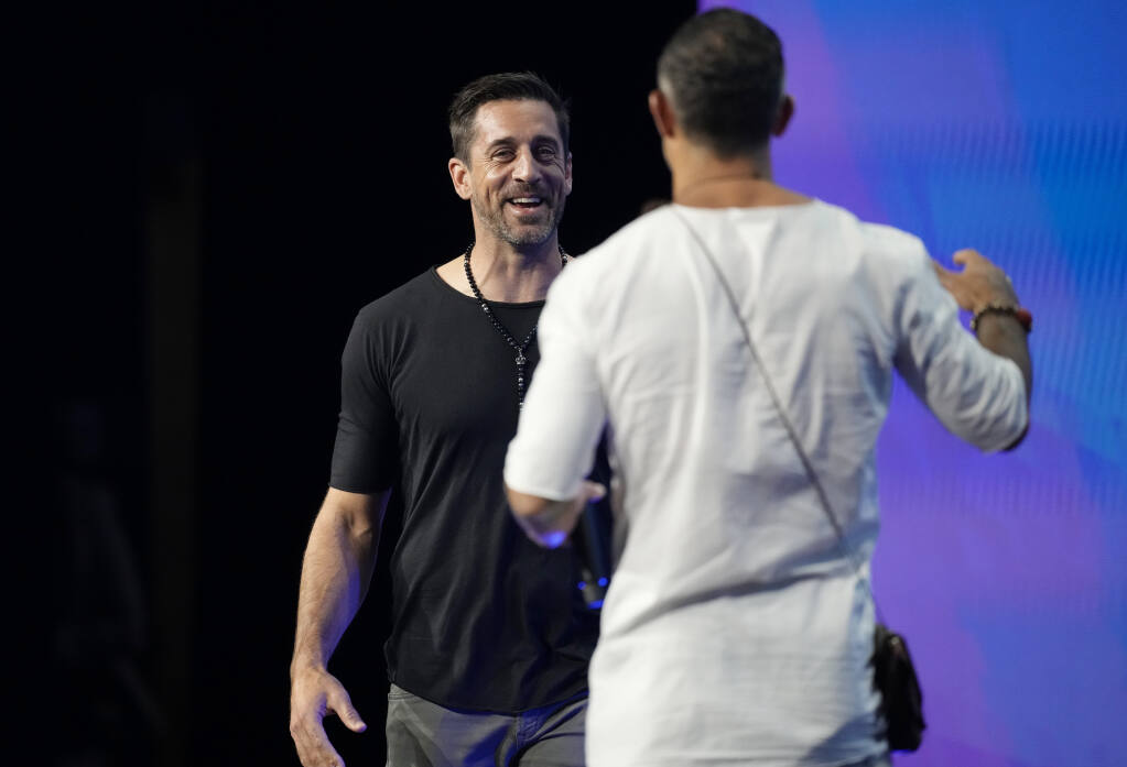 aaron-rodgers-talks-about-mental-health-at-a-psychedelics-conference