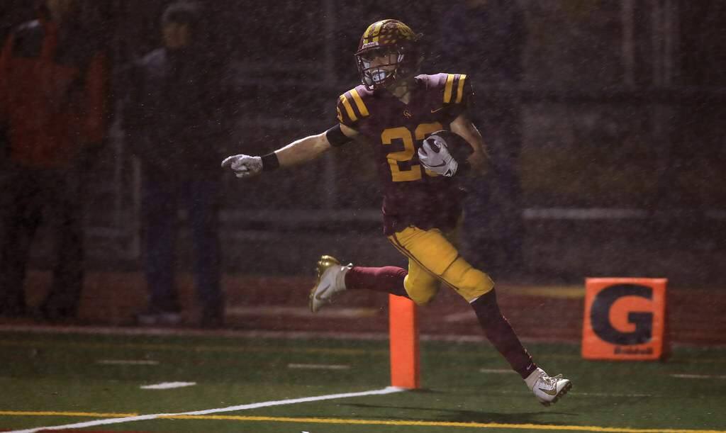 Prep Football Cardinal Newman Dominates To Reach State Title Game