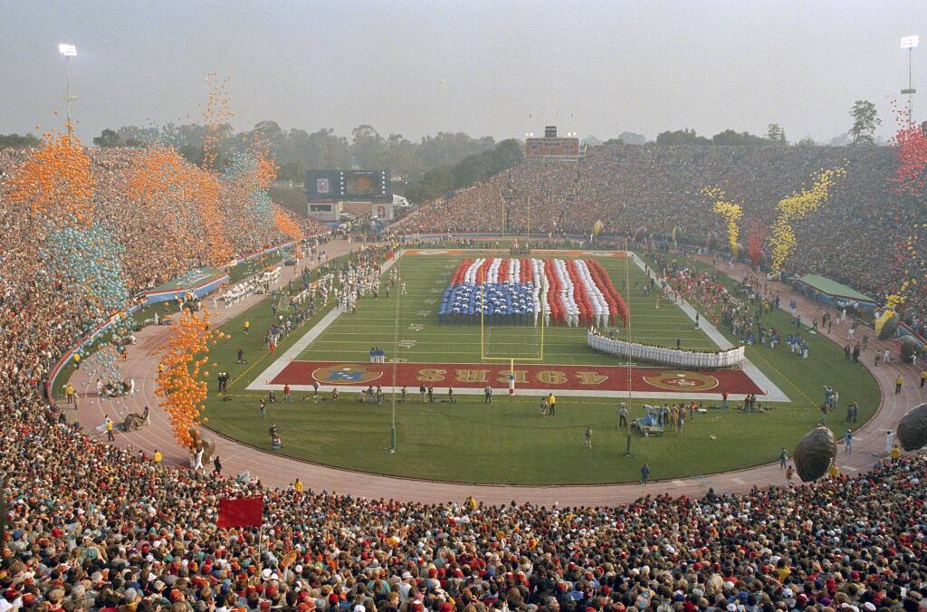 31 years ago, 49ers felt right at home at Stanford Stadium