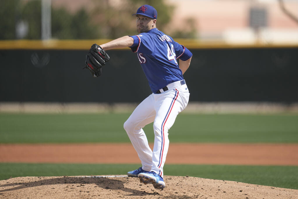Baseball roundup: Rangers finally see Jacob deGrom in a game, against minor  leaguers
