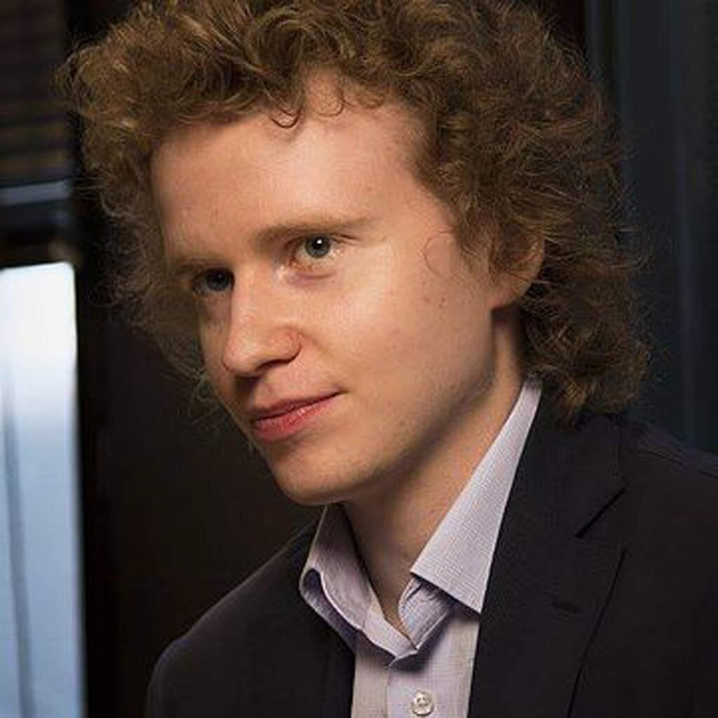 NikolayKhozyainov.comRussian pianist Nikolay Khozyainov, 25.