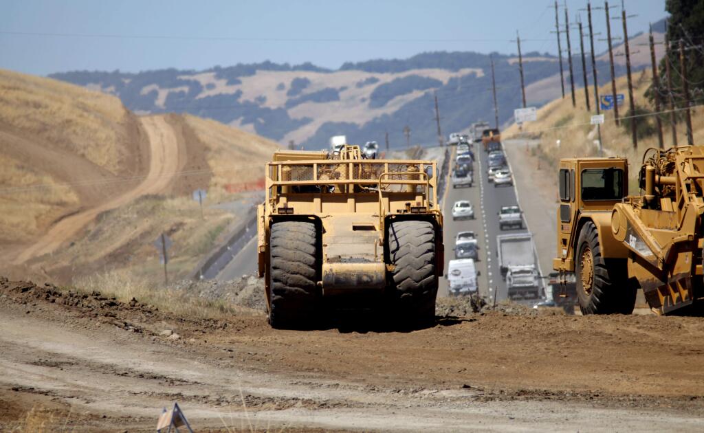 Petaluma, CA, USA. Monday, June 20, 2016._Road construction crews continue work along Highway 101 south of Petaluma and the Sonoma County line into Novato. (CRISSY PASCUAL/ARGUS-COURIER STAFF)