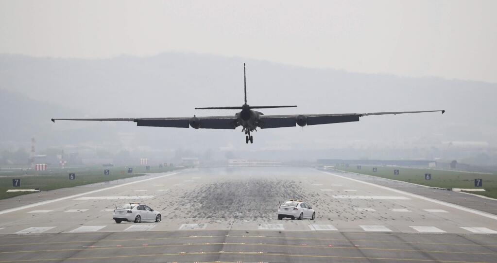 A U.S. Air Force U-2 spy plane prepares to land at Osan Air Base in Pyeongtaek, South Korea, Tuesday, April 25, 2017. South Korea's military said Tuesday that North Korea held major live-fire drills in an area around its eastern coastal town of Wonsan as it marked the anniversary of the founding of its military. (Hong Hae-in/Yonhap via AP)