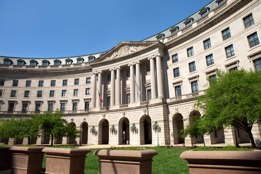 U.S. EPA headquarters in Washington. (MARK VAN SCYOC / Shutterstock.com)