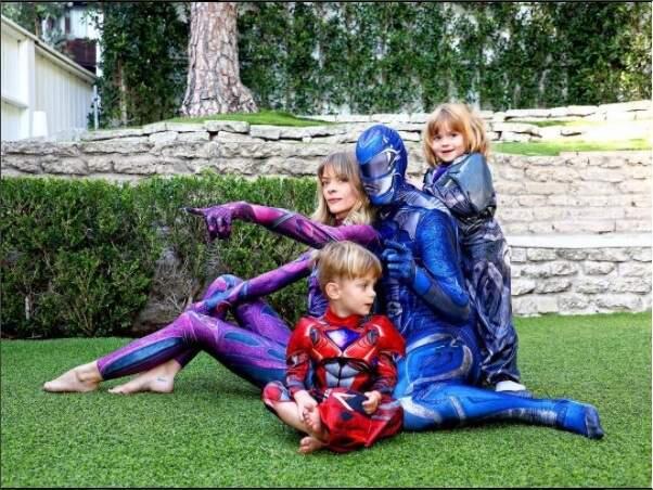 Hollywood actress Jaime King and her family emulated some pretty impressive Power Rangers. Talk about the perfect group costume.(Picture: @jaime_king instagram)