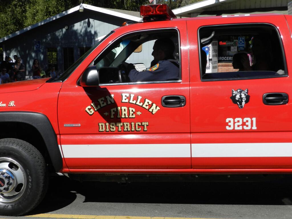Yvonne Soto-Pomeroy/Index-TribuneThe trustees of the Glen Ellen Fire District are considering signing a contract for service with the Sonoma Valley Fire and Rescue Authority.