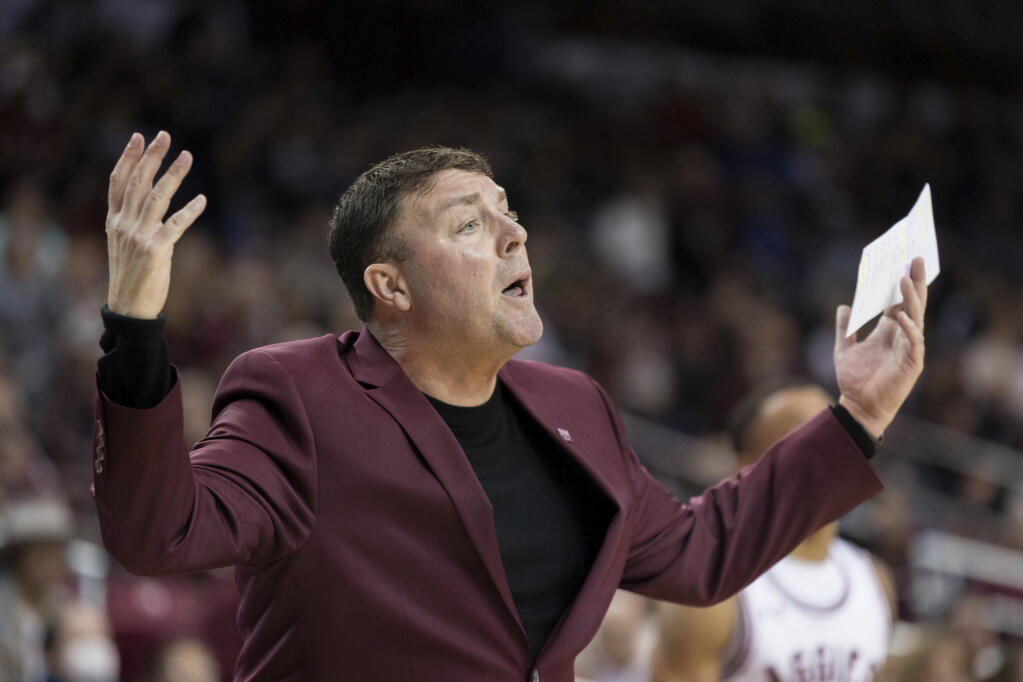 New Mexico State men’s basketball coach Greg Heiar reacts during the team's game against UTEP on Nov. 30, 2022, in Las Cruces. (Gaby Velasquez / El Paso Times)